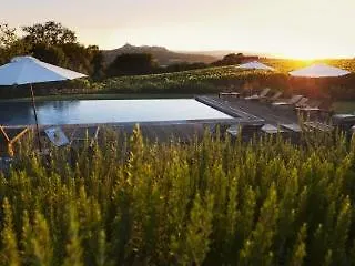 Hotel Roccafiore Country & 4*